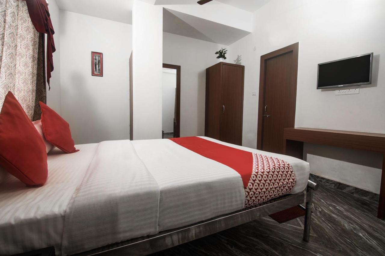 Oyo 14431 Sai Nivas Hotel Guwahati Luaran gambar