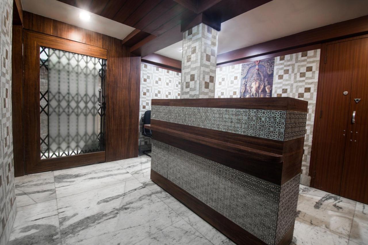Oyo 14431 Sai Nivas Hotel Guwahati Luaran gambar